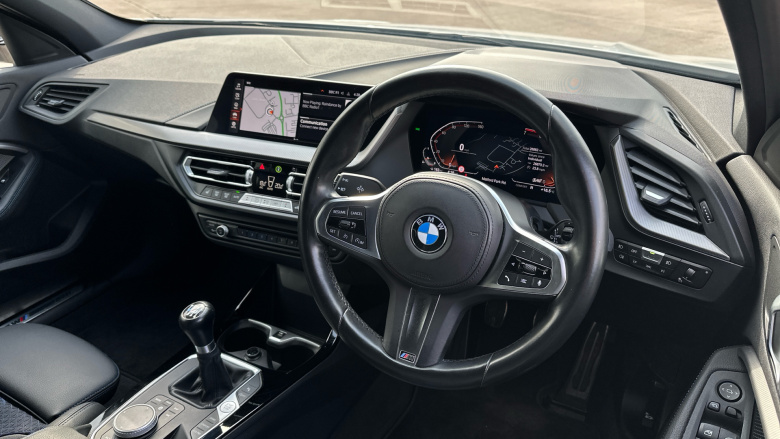 BMW 1 Series 118i M Sport 5dr Petrol Hatchback